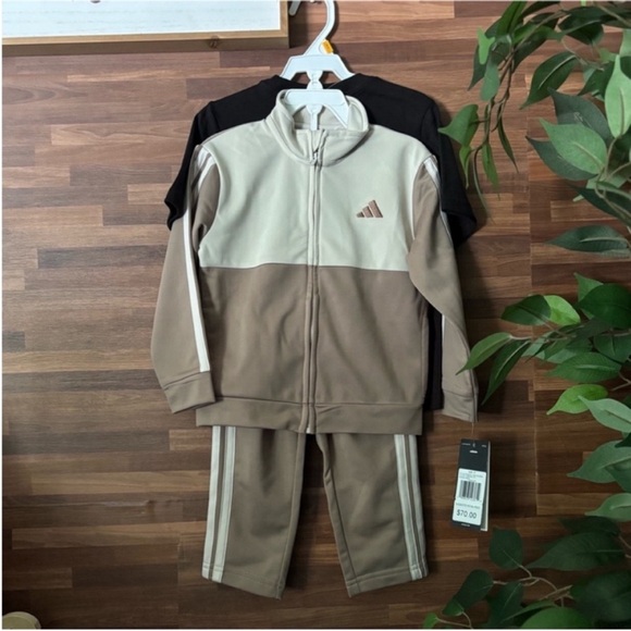 New! Toddler Boys Adidas 3-piece Tracksuit - 3T - Picture 2 of 5
